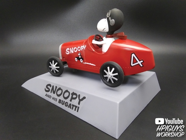 Snoopy and his Classic Race Car Motorized Model Kit (fs) Just Arrived