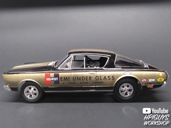 パッケージ HURST “ 1966 バラクーダ 超レア “HEMI UNDER GLASS とリアウイ