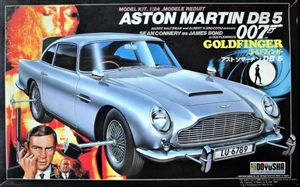 1964 Aston Martin DB 5 'Goldfinger 007' w/ Figures (1/24) (fs)