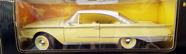 1960 Ford Starliner Diecast (1/18) (fs)