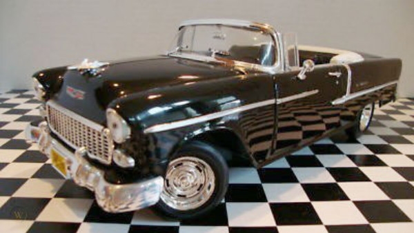 1955 Chevy Bel Air Convertible 'Grease' (1/18) (fs)