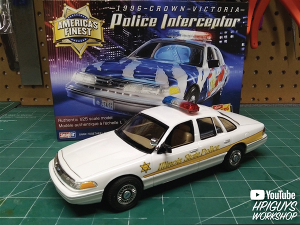 1996 Crown Victoria Police Interceptor Snap Kit (1/25) (fs)