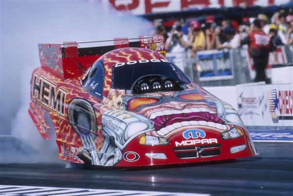 2004 Dodge Stratus 'Gary Scelzi Hemi/Oakley' Funny Car (1/16) (fs)