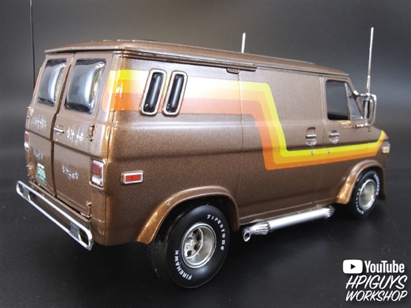 1976 Chevy Custom Van (1/25) (fs)