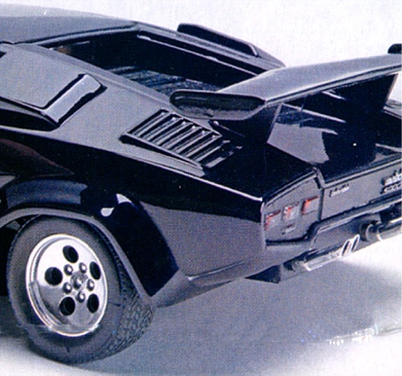 Lamborghini Countach LP500S (1/24) (fs)