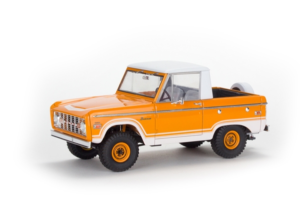 Ford Bronco Half Cab with Dune Buggy and Trailer (1/25) (fs)