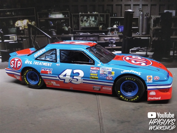 1992 Pontiac Grand Prix “Fan Appreciation Tour” #43 driven by Richard Petty  (1/24) (fs)